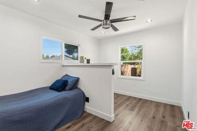 7020 Oakdale Avenue, Winnetka, CA 91306