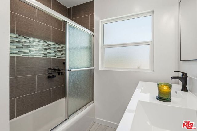 7020 Oakdale Avenue, Winnetka, CA 91306