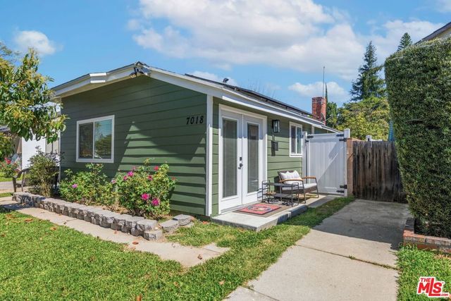 7020 Oakdale Avenue, Winnetka, CA 91306