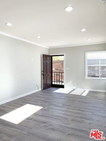 604 Windsor Road B, Glendale, CA 91205