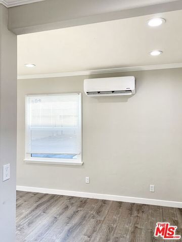 604 Windsor Road B, Glendale, CA 91205