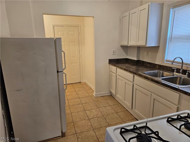 487 Talbot Avenue, Akron, OH 44306