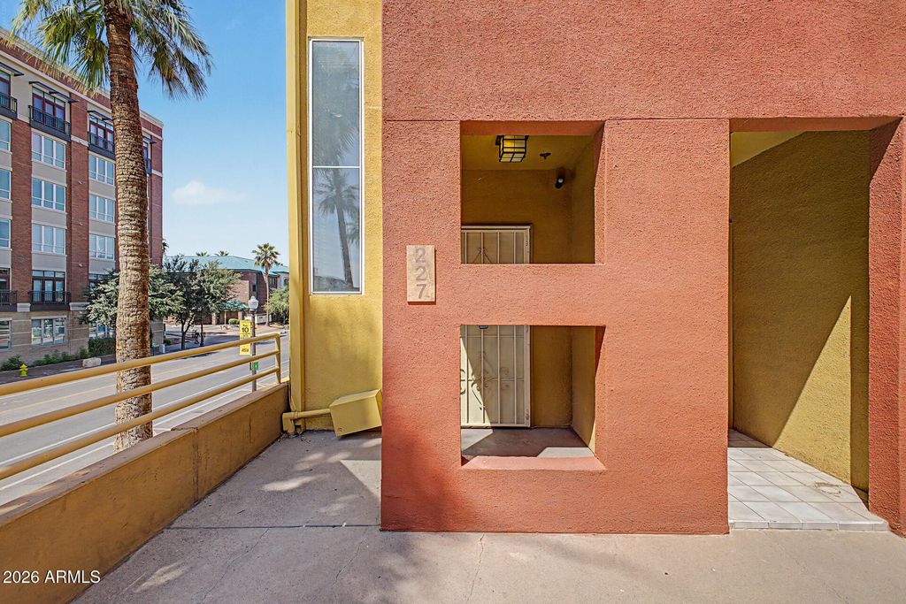 154 W 5TH Street 227, Tempe, AZ 85281