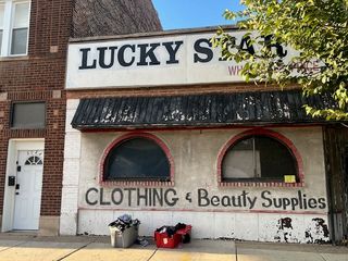 5042 W Madison Street, Chicago, IL 60644