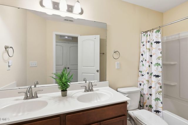 1000 Pebble Creek Crossing Unit 1, Durham, NC 27713