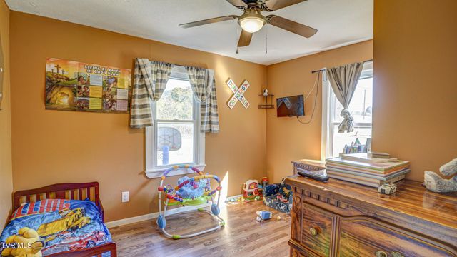349 Old Thomas Bridge Road, Bluff City, TN 37618