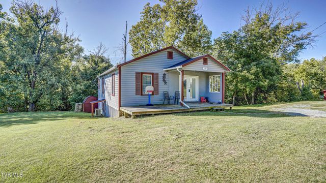349 Old Thomas Bridge Road, Bluff City, TN 37618