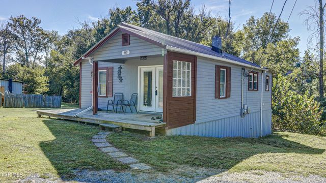 349 Old Thomas Bridge Road, Bluff City, TN 37618