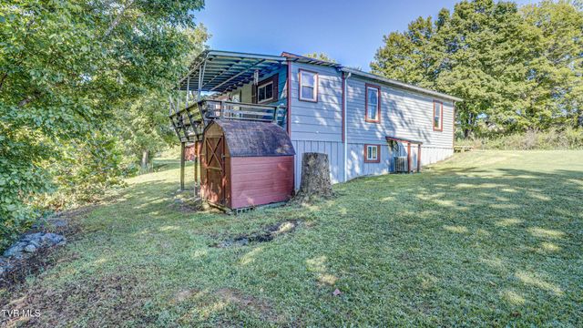 349 Old Thomas Bridge Road, Bluff City, TN 37618