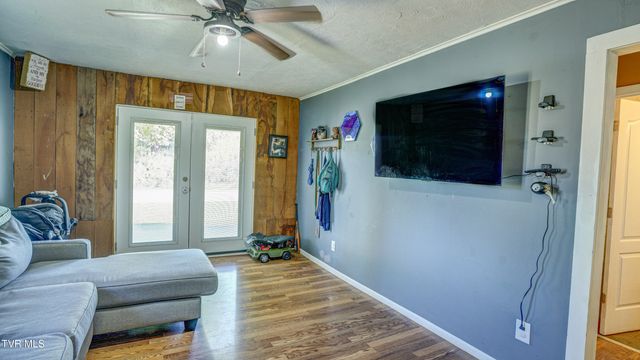 349 Old Thomas Bridge Road, Bluff City, TN 37618