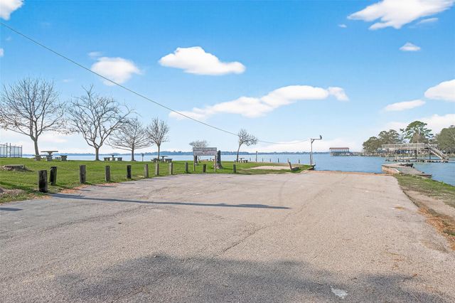 20742 Squaw Valley Trail, Crosby, TX 77532