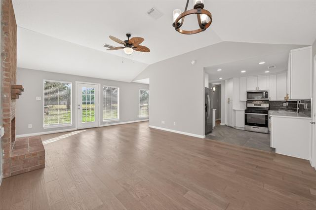 20742 Squaw Valley Trail, Crosby, TX 77532