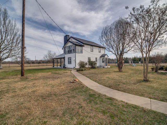 1840 County Road 4309 N, Greenville, TX 75401