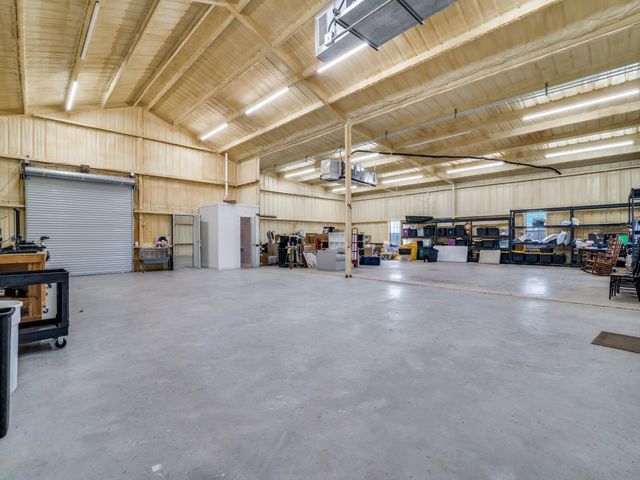 1840 County Road 4309 N, Greenville, TX 75401