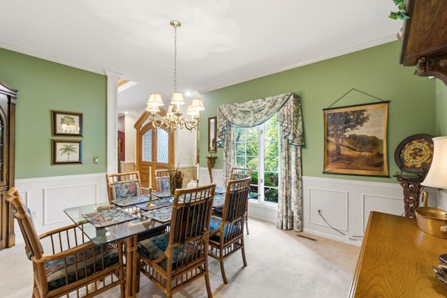 3850 E Country Place, Springfield, MO 65809