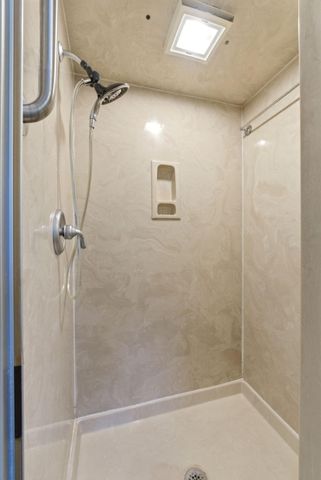 3850 E Country Place, Springfield, MO 65809