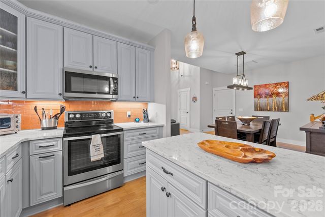 7 Veranda Trail, Asheville, NC 28803