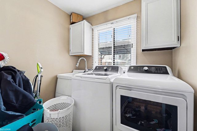 16246 Woodstream Drive, Clinton Township, MI 48038