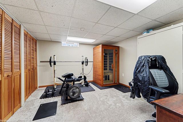 16246 Woodstream Drive, Clinton Township, MI 48038