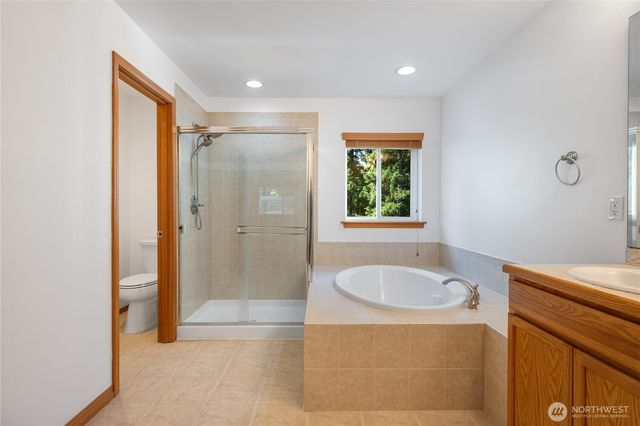 24416 26th Avenue S, Des Moines, WA 98198