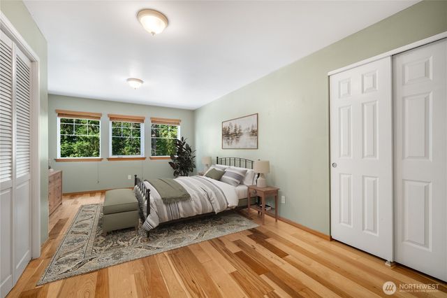 24416 26th Avenue S, Des Moines, WA 98198