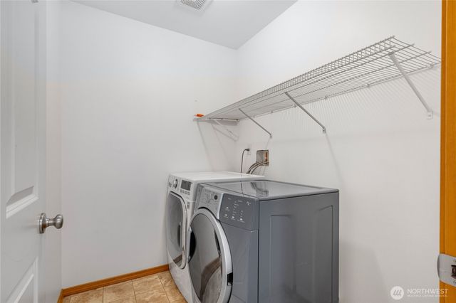 24416 26th Avenue S, Des Moines, WA 98198