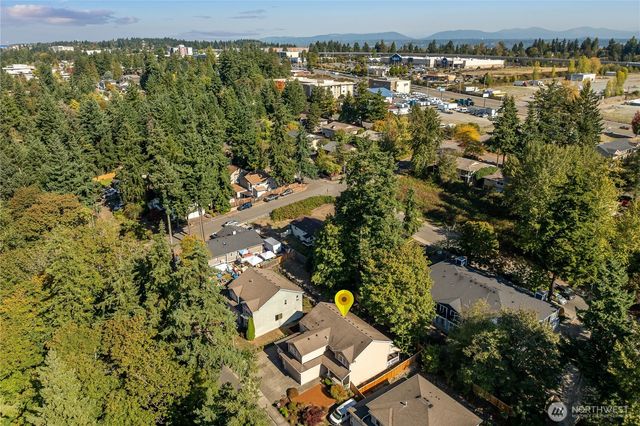 24416 26th Avenue S, Des Moines, WA 98198