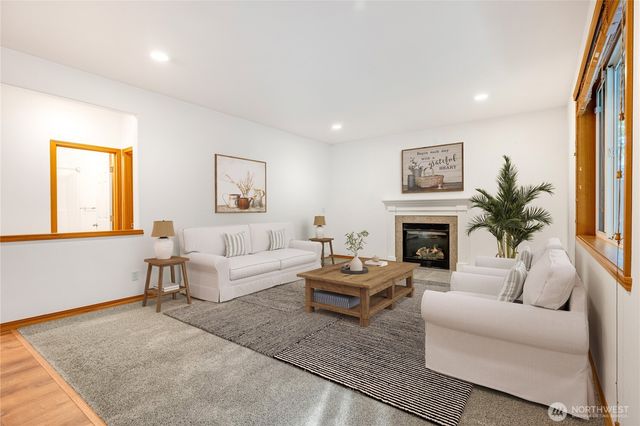 24416 26th Avenue S, Des Moines, WA 98198