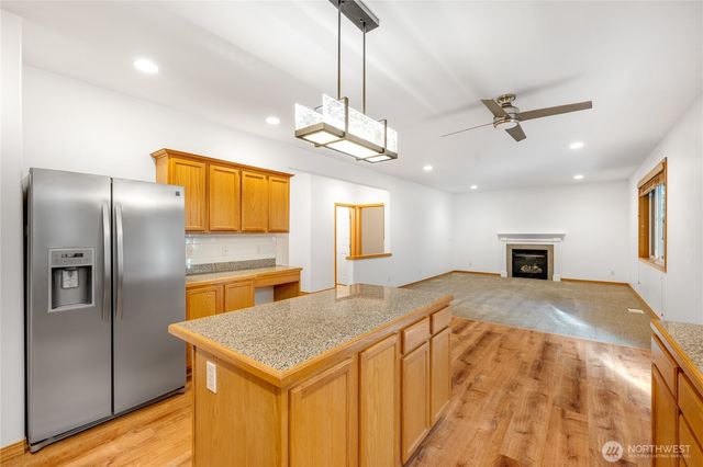 24416 26th Avenue S, Des Moines, WA 98198