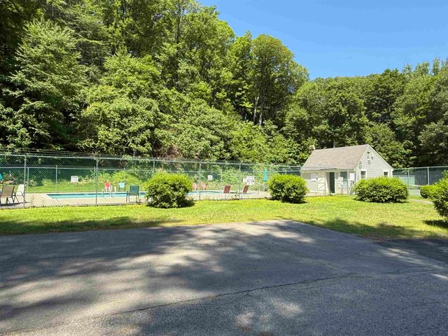 116 Morningside Commons, Brattleboro, VT 05301