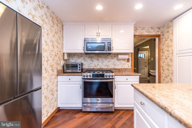 412 FOREST HILLS AVE, Philadelphia, PA 19116