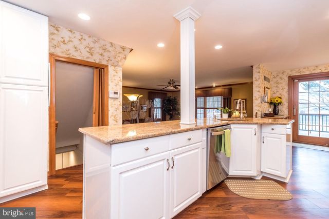 412 FOREST HILLS AVE, Philadelphia, PA 19116