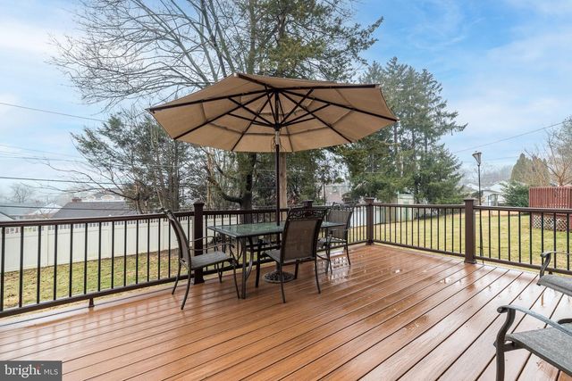 412 FOREST HILLS AVE, Philadelphia, PA 19116