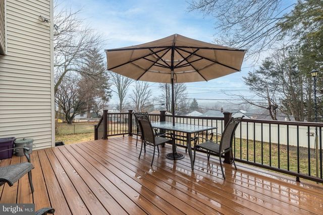 412 FOREST HILLS AVE, Philadelphia, PA 19116