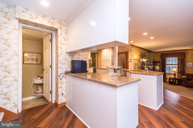 412 FOREST HILLS AVE, Philadelphia, PA 19116