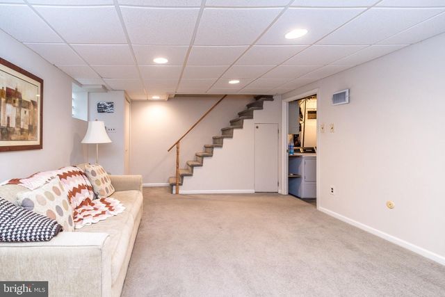 412 FOREST HILLS AVE, Philadelphia, PA 19116