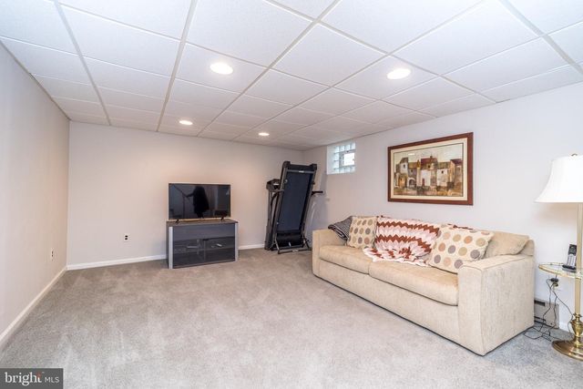 412 FOREST HILLS AVE, Philadelphia, PA 19116