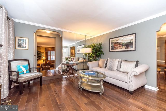 412 FOREST HILLS AVE, Philadelphia, PA 19116