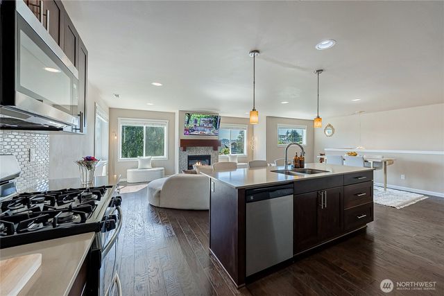 11501 87th Avenue S, Seattle, WA 98178