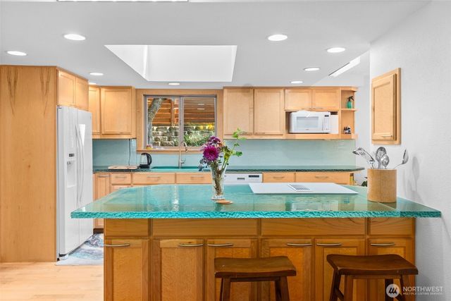 6912 43rd Loop SE, Olympia, WA 98503