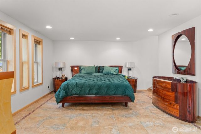 6912 43rd Loop SE, Olympia, WA 98503
