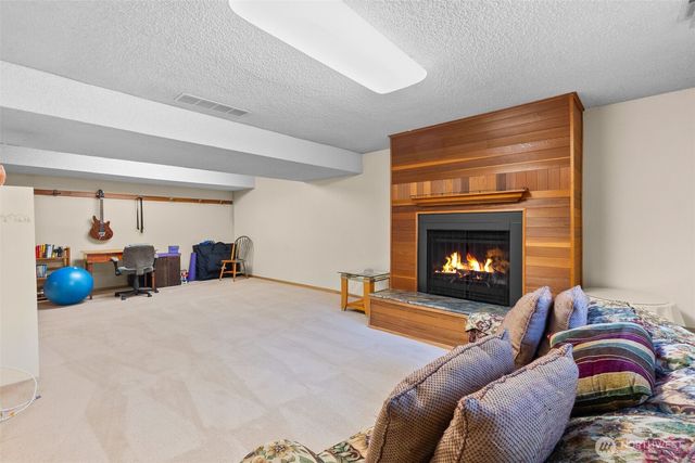 6912 43rd Loop SE, Olympia, WA 98503