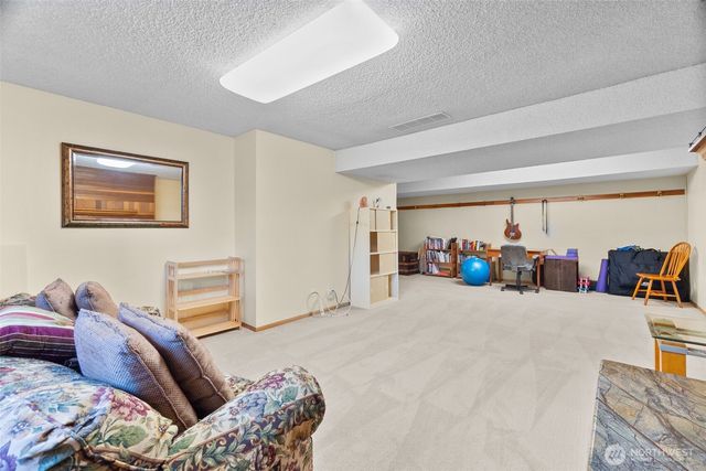 6912 43rd Loop SE, Olympia, WA 98503
