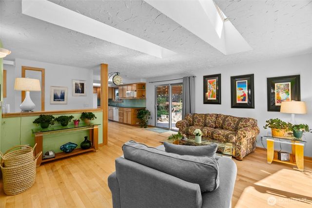 6912 43rd Loop SE, Olympia, WA 98503