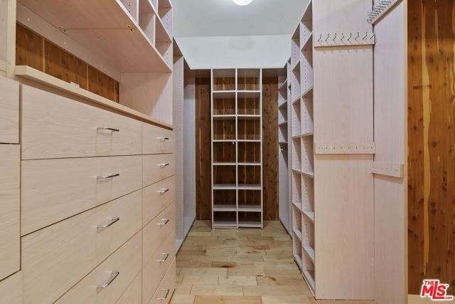 1478 Sunset Plaza Drive, West Hollywood, CA 90069
