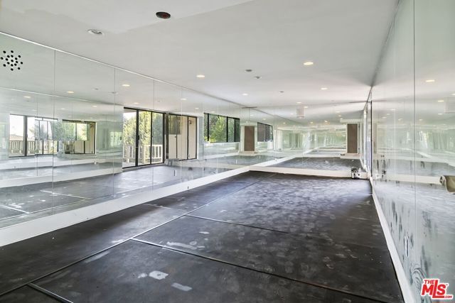 1478 Sunset Plaza Drive, West Hollywood, CA 90069