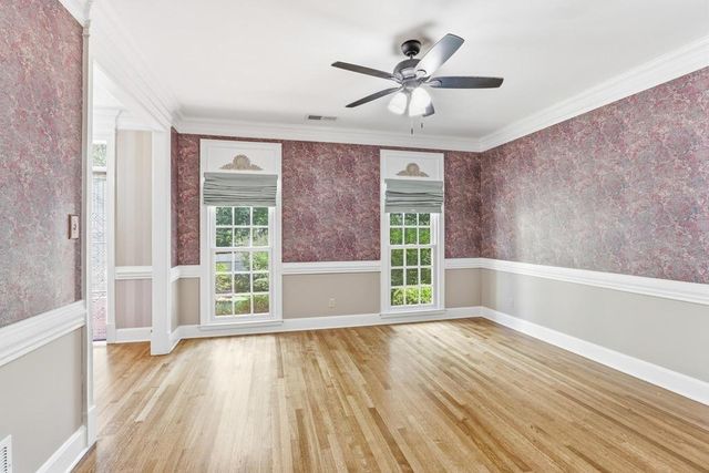 8154 MEADOW GLEN DR, Germantown, TN 38138