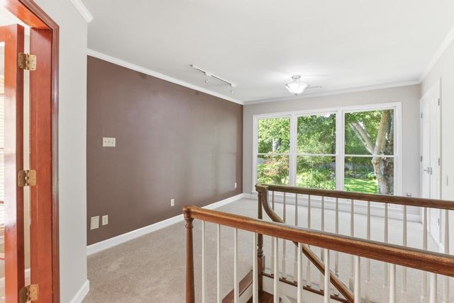 8154 MEADOW GLEN DR, Germantown, TN 38138