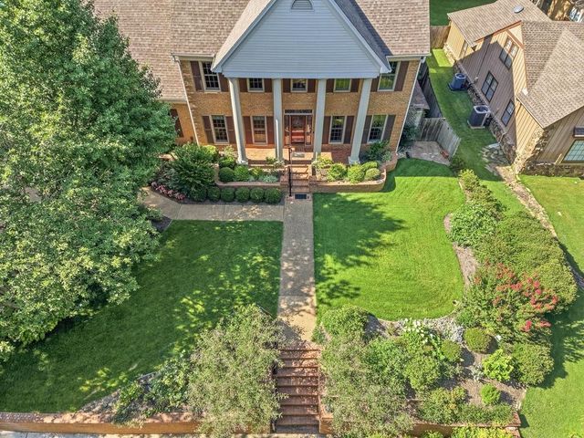 8154 MEADOW GLEN DR, Germantown, TN 38138
