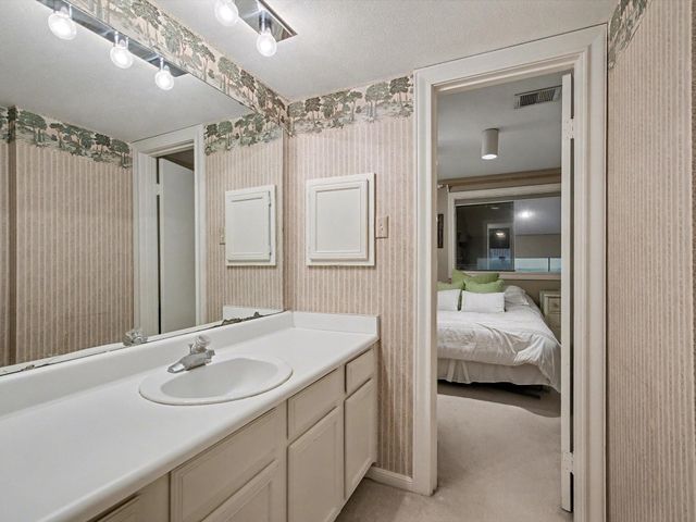 75 April Point Drive S, Conroe, TX 77356